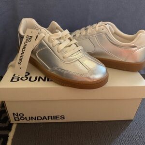 No Boundaries Silver Athletic Shoes